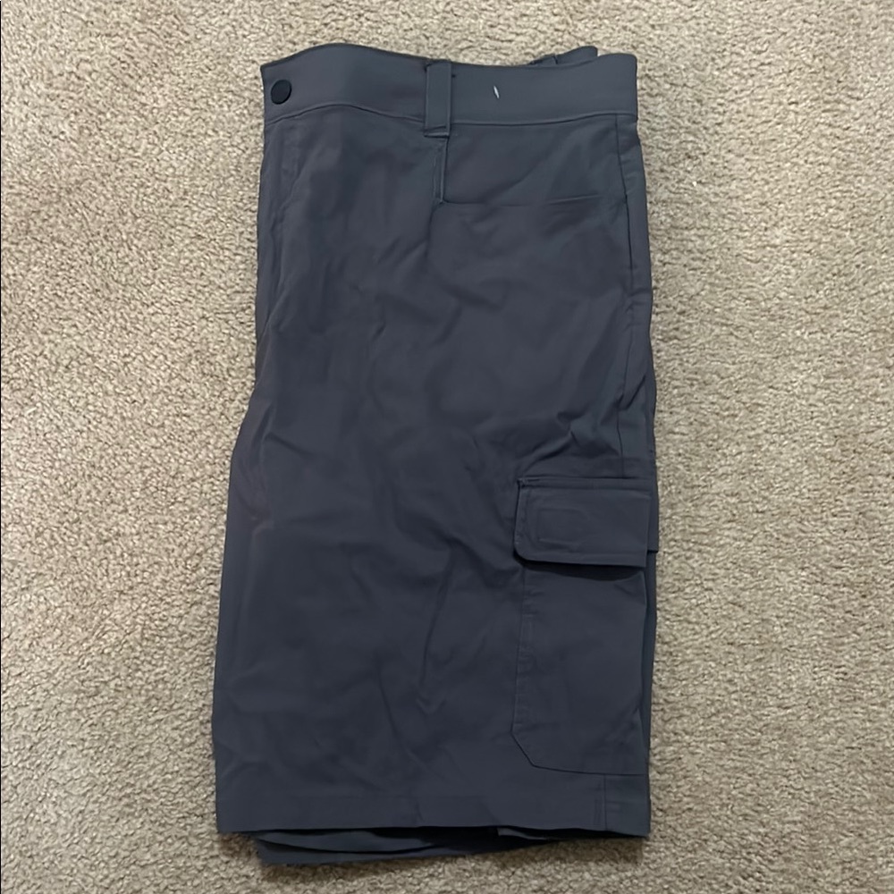 Orvis Shorts Size 40
